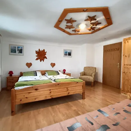 Oberweinfeld * بيرشتسغادن